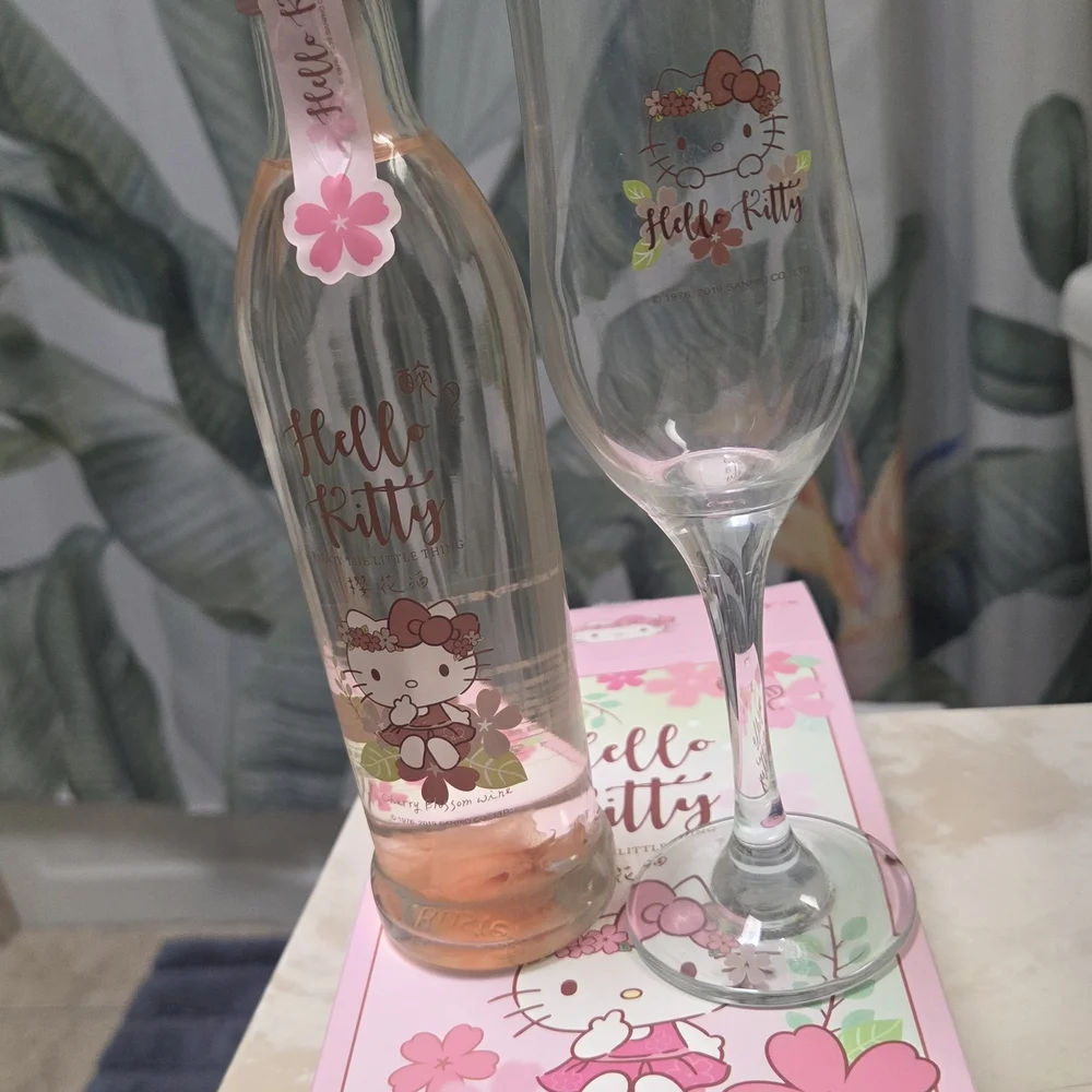 Hello Kitty Pink Party Set - Wine And Wine Glass Set 320ml; 7.5% Alcohol Content